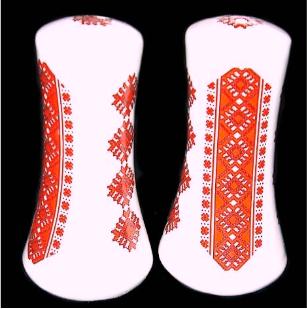 Ukrainian Salt and Pepper Shakers 3